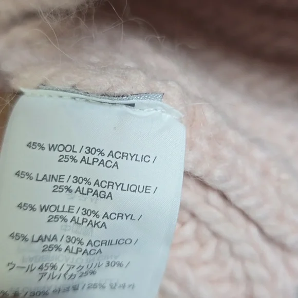 J. Crew Soft Pink Chunki Turtleneck  Sweater  Wool/ Alpaca Blend Size M. - Picture 5 of 7